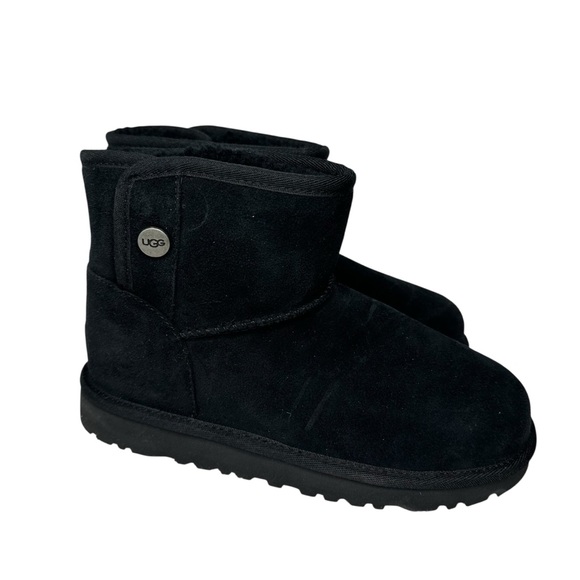 UGG Kids' Jona Boot in Black. Sz: 3 - Picture 4 of 10
